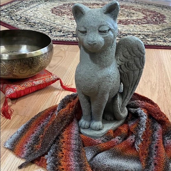 Beautiful hand knit uniquely designed shawl in sparkly fall colors - Picture 3 of 7